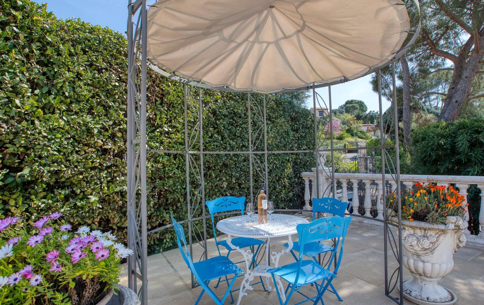 Gite Les Pins Climatise Piscine Chauffee Jardin Peymeinade Exteriér fotografie