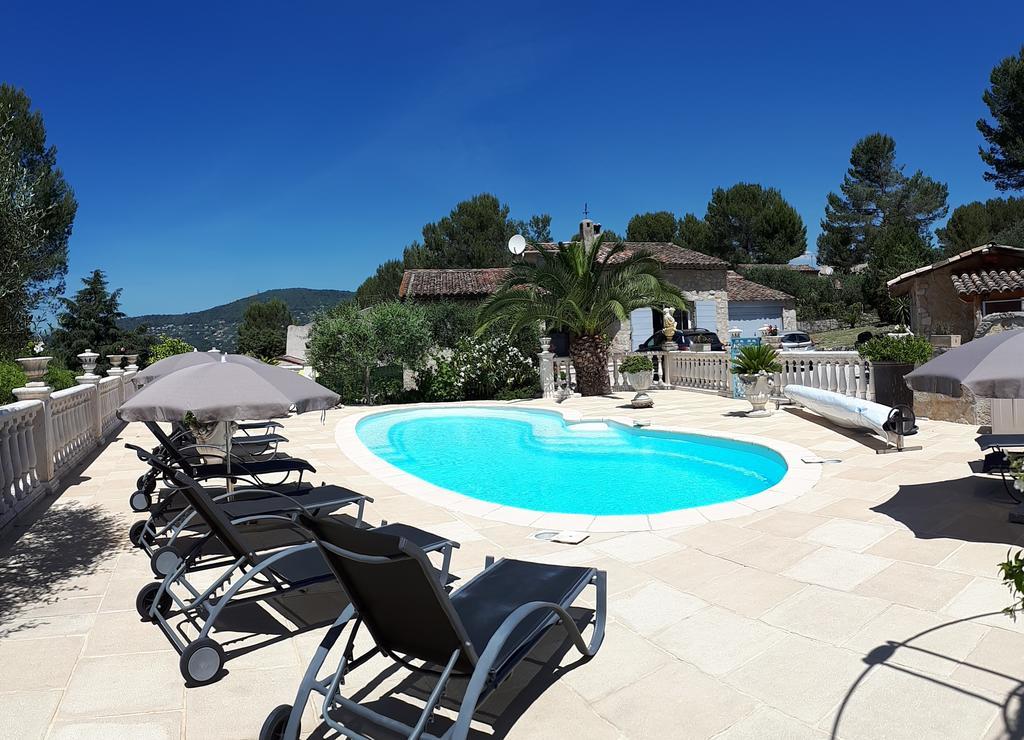 Gite Les Pins Climatise Piscine Chauffee Jardin Peymeinade Exteriér fotografie
